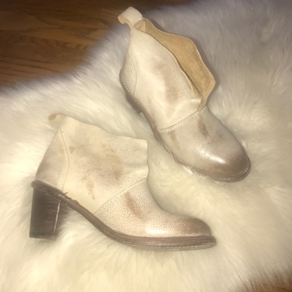 Anthropologie holding horses leather booties 6